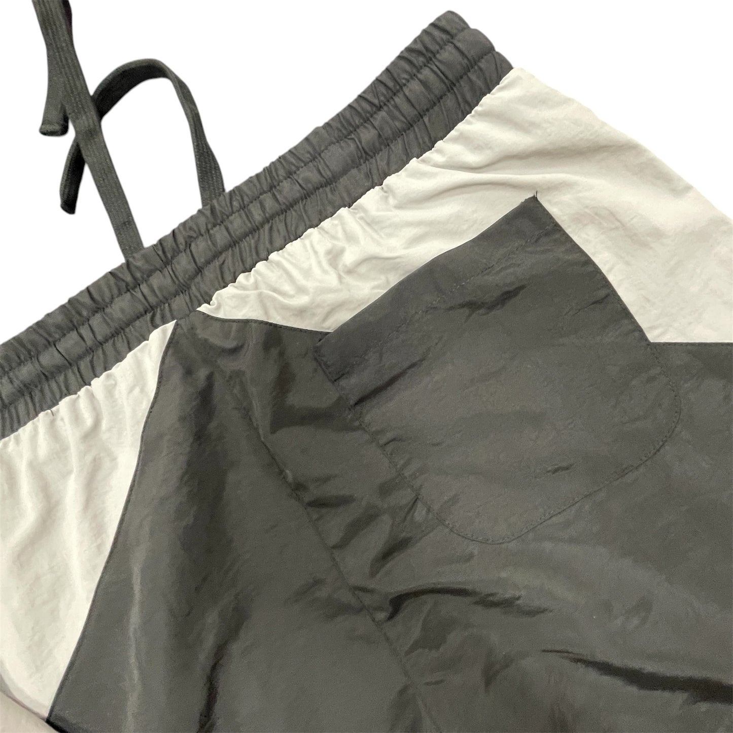 Retro Windbreaker Shorts - Black